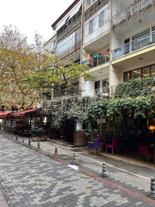 House In The Center Of Kadikoy Istanboel